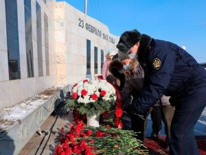 Сотрудники УФСИН приняли участие в церемонии возложения цветов к мемориалу «Журавли над Ильменем»