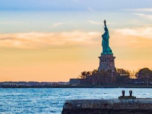 США замораживают военную помощь Украине