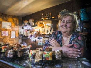 В социальной столовой Якутска поздравили ветеранов