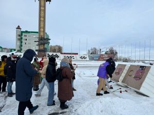 В Якутске организован стихийный мемориал в память о жертвах теракта