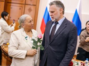 Матерям Якутии вручили госнаграды с денежным вознаграждением до одного миллиона рублей
