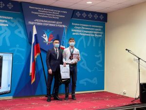 Вручены Гранты для одаренных и талантливых детей республики в сфере спорта