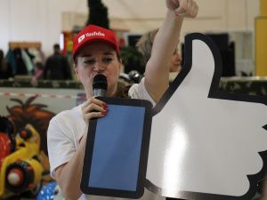 Юные пользователи соцсетей встретились на Блогер Party в ТРК «Чудо - парк»