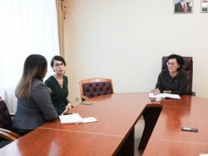 Сардана Авксентьева встретилась со старостами домов 203 микрорайона 