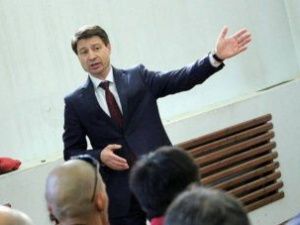 Федоров будет выдвигаться от «Партии Дела». Он назвал это техническим решением для допуска к выборам