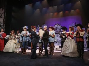 Три аншлага. В Русском театре состоялась премьера спектакля «Три мушкетера»