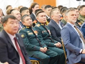 Послание Главы Республики Саха (Якутия) Государственному Собранию (Ил Тумэн) Республики Саха (Якутия)