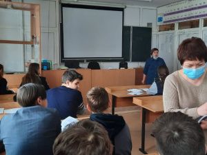 ЖДЯ и Байкало-Амурский университет провели в Алдане профориентационные встречи со школьниками