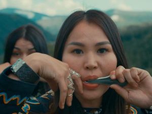 Популярная музыкальная группа OTYKEN спела на якутском языке