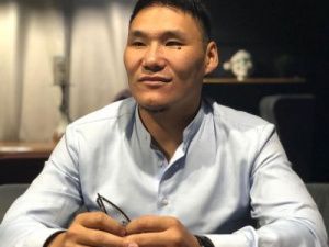 Певец Лэгэнтэй назначен замгендиректора Дома дружбы народов им. Кулаковского в Якутске