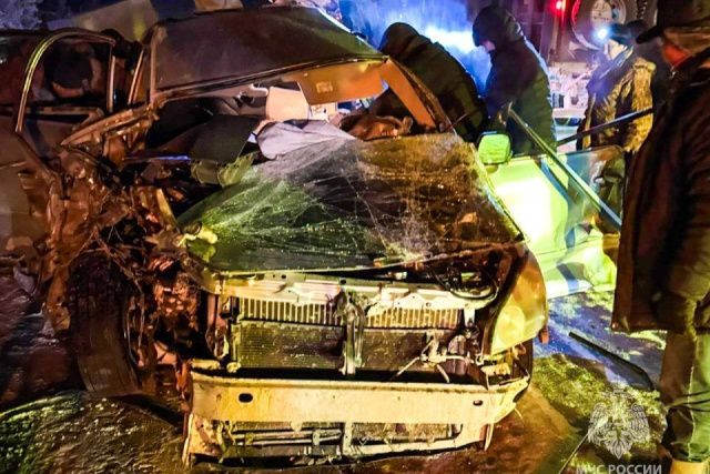 Пострадавших в смертельном ДТП в Вилюйском районе доставили санавиацией в Якутск