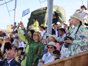 Айсен Николаев поздравил жителей Верхневилюйского улуса с Ысыахом