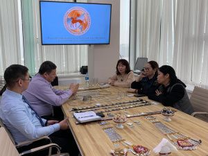 В Хабаровске состоится вечер-показ «Серебряный век якутских украшений»