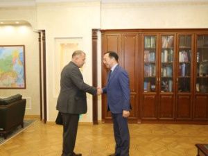 Глава Якутии Айсен Николаев встретился с руководителем ПАО «Селигдар»