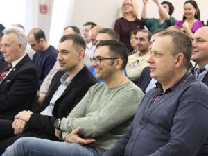 Праздничное настроение мужчины АК «Железные дороги Якутии»  унесли домой