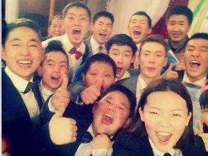 Комик и музыкант Аделфос — о «поющей рекламе», создании роликов и предсказании шаманки