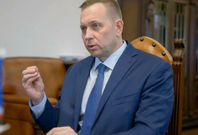 На аэропортах во время миллиардных тендеров проворачивают аферы?