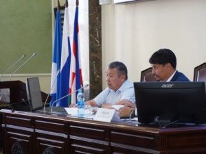 Управам Якутска поручили ускорить подготовку к отопительному сезону