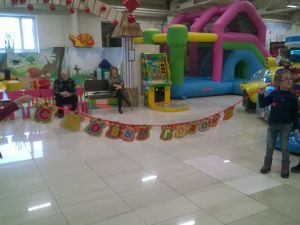 Как маленькие алданцы  помогли Деду Морозу  волшебные часы починить