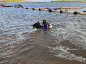 Группа водолазов отправилась на поиски пропавшей без вести на реке пенсионерки