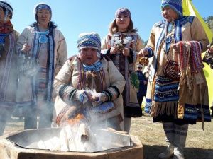 В Якутске состоялся праздник Айанңа Мяланни
