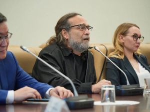 Эксперты Ленского клуба обсудили патриотическое воспитание на примере героев Якутии