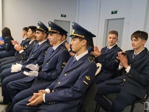 Авиаторы Якутии отметили 105-летие легендарного якутского лётчика Валерия Кузьмина