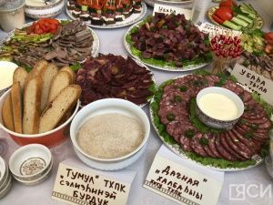 В Якутске открыли выставку-ярмарку «Якутия ЭКСПО» и форум «Якутск Купеческий»