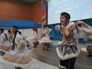 В Якутске начался фестиваль-конкурс песенного творчества КМНС