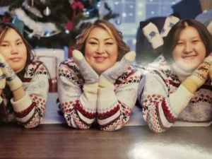 «Помогите нашей маме! Нужно оплатить высокотехнологичную операцию в Москве»