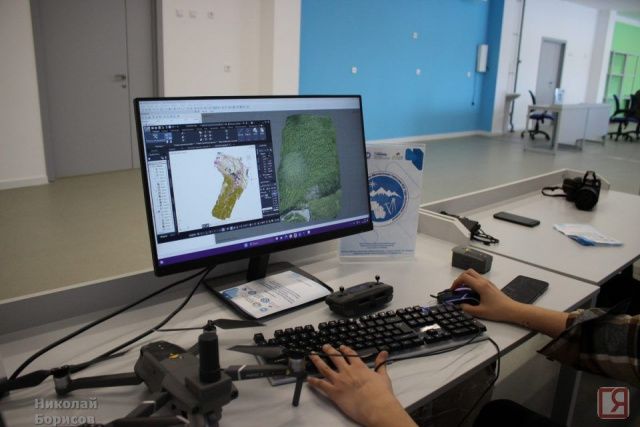 В Якутске начались соревнования по гонкам дронов среди школьников и студентов