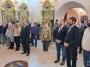 В Якутске освятили храм, в котором сохранился уникальный дореволюционный иконостас