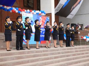 В Якутске полицейские провели патриотическое мероприятие, приуроченное Дню солидарности в борьбе с терроризмом