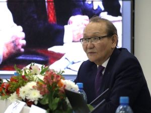 В Якутске прошло заседание общественного-интеллектуального центра Николаев-клуб «Первый»