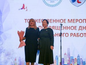 В Якутске чествовали педагогов в преддверии Дня работников дошкольного образования