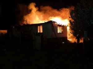 Ужас: В Якутске на пожаре погибли молодая женщина и двое малолетних детей