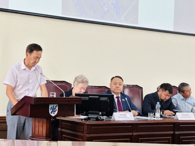 В Якутской городской Думе состоялась 51-я внеочередная сессия