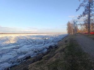 Спасатели ведут поиски пенсионера, охотника и коневода, пропавших без вести в разных районах Якутии