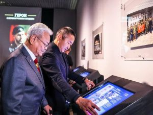 В Якутии открыли выставку о Героях специальной военной операции