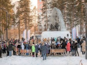 В Нерюнгри увековечили память о знаменитых каюрах-эвенках