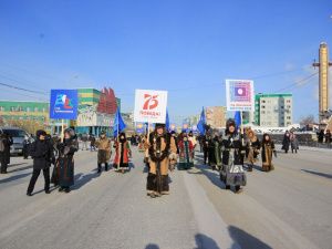 Народные мастера прошествовали по улицам Якутска
