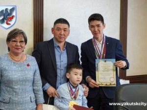 Призеров и участников XXII республиканских соревнований «Аҕа күрэҕэ» чествовали в Якутске