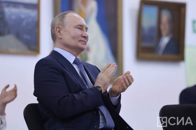 Айсен Николаев от всех якутян поздравил Владимира Путина с днем рождения