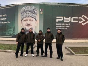 Журналисты из Якутии проходят подготовку в университете спецназа