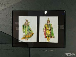 В Якутске презентовали выставку «Сказки зимы» модельера Августины Филипповой