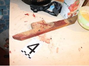 Бил коллегу кочергой и шваброй: якутянина осудили на 10 лет за преступление против жизни и здоровья