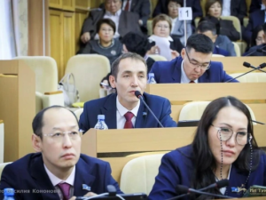 Александра Иванова выгнали из фракции "Новых людей"