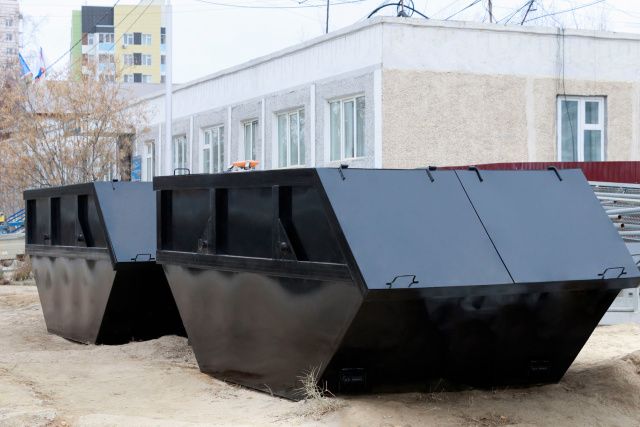 В исправительной колонии № 7 изготовлены бункеры для твердых коммунальных отходов