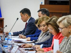 Айсен Николаев поддержал предложения бизнес-сообщества по развитию малого и среднего предпринимательства