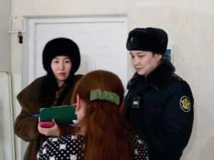 Сотрудники уголовно-исполнительной инспекции и представители Республиканской (межведомственной) комиссии по делам несовершеннолетних и защите их прав провели профилактический рейд